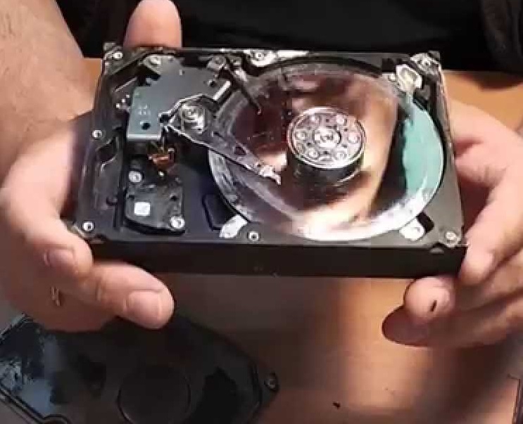 Ремонт жёсткого диска Seagate