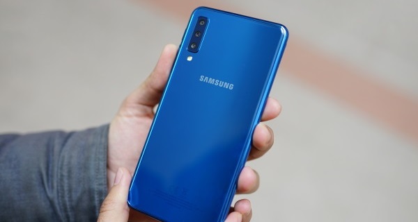 Ремонт SAMSUNG Galaxy A7 2018