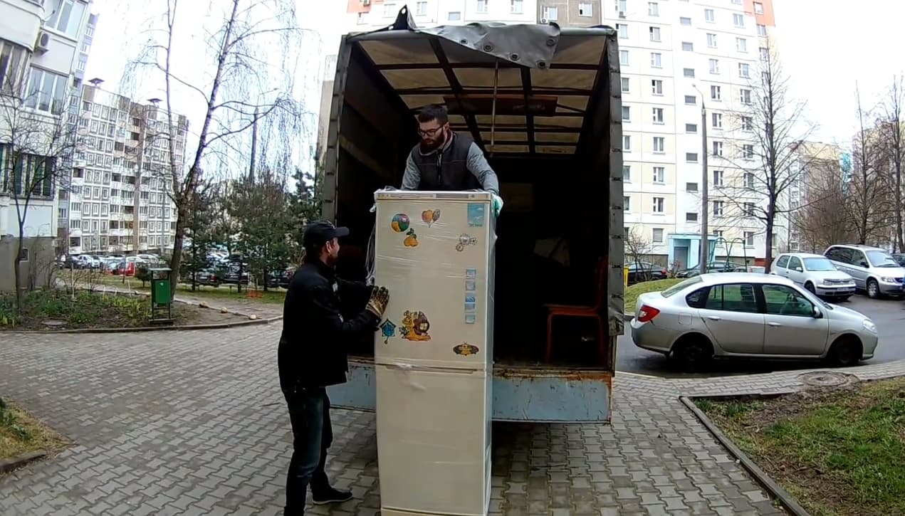 Перевозка холодильников и стиральных машин в СПб
