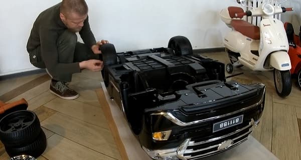 Ремонт детских электромобилей в СПб