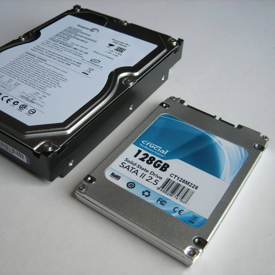 Какой жесткий диск hdd или ssd. SSD 2.5 SATA. SSD 2.5 SATA 3. HDD 3.5 vs HDD 2.5. SSD 3.5 SATA.